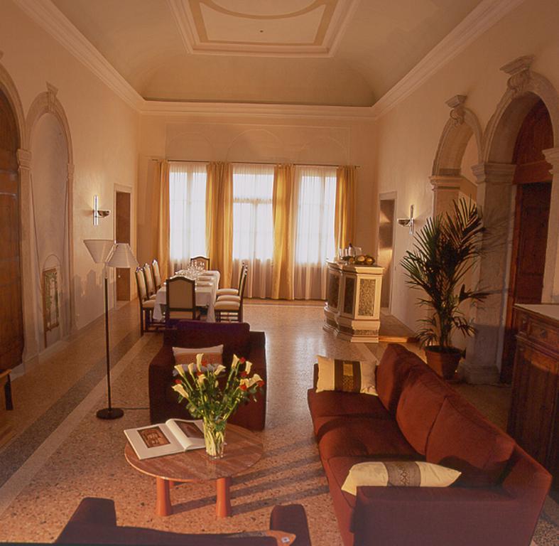 卡赛特别墅酒店 巴萨诺－德尔格拉帕 外观 照片